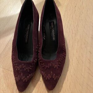 Mario Valentino, Women's suede designer pumps. Made in Italy.